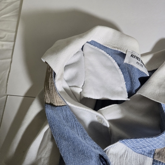 Alfred Dunner Petite Shirt with Embroidered Flowers - Picture 8 of 8